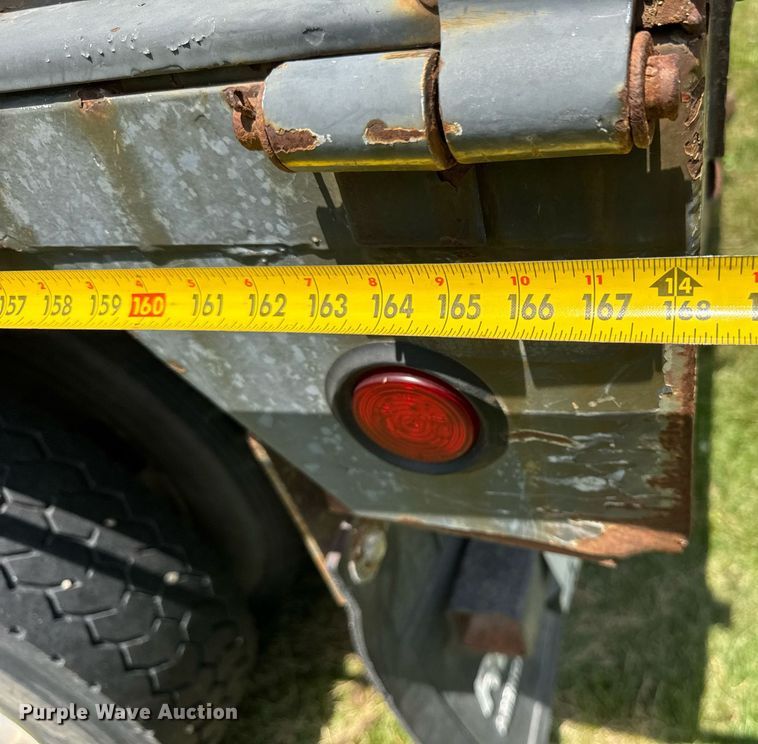 image for item DI9197 2001 International 4700  Crew Cab dump truck