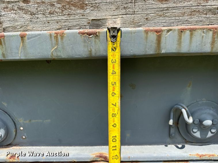 image for item DI9197 2001 International 4700  Crew Cab dump truck