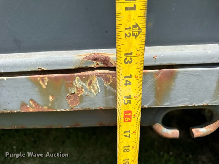 image for item DI9197 2001 International 4700  Crew Cab dump truck