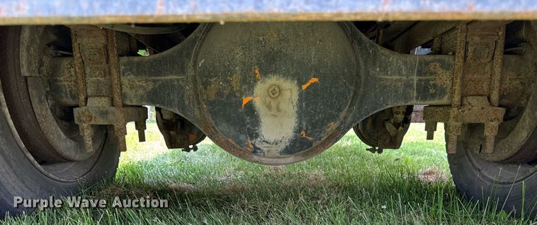 image for item DI9197 2001 International 4700  Crew Cab dump truck