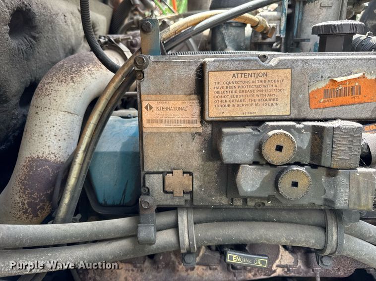 image for item DI9197 2001 International 4700  Crew Cab dump truck