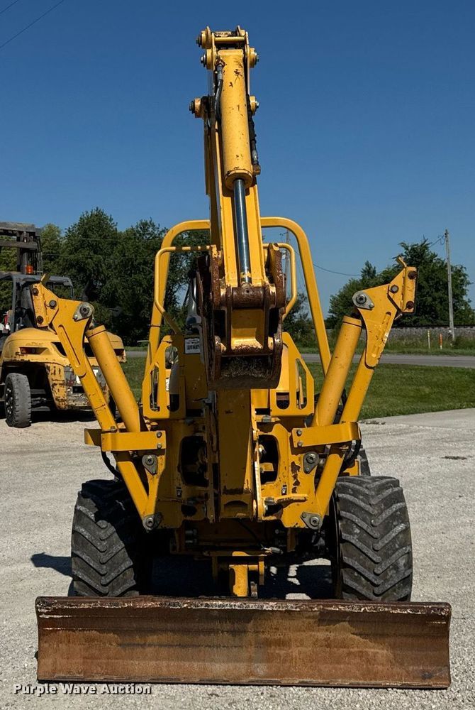 image for item DI9216 2018 Vermeer RTX550 trencher