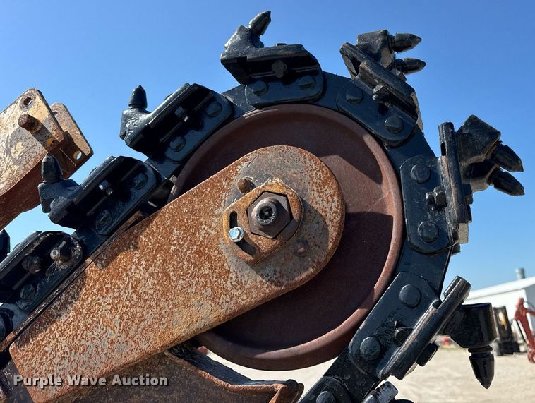 image for item DI9216 2018 Vermeer RTX550 trencher