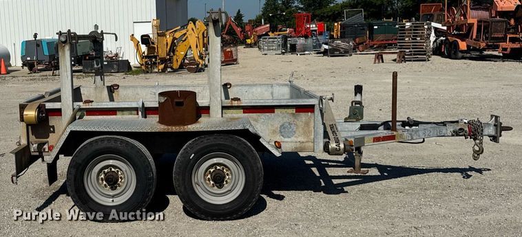 image for item DI9238 1999 Sauber Mfg Co 1521 reel trailer