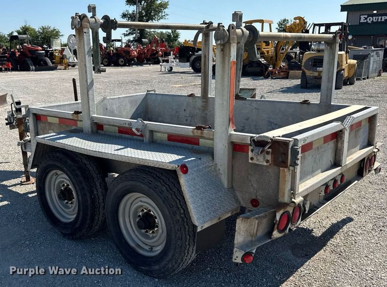 image for item DI9238 1999 Sauber Mfg Co 1521 reel trailer