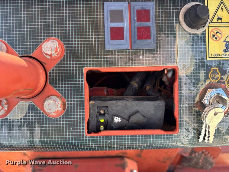 image for item DI9254 2004 Ditch Witch 3700DD trencher