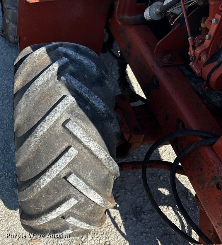 image for item DI9254 2004 Ditch Witch 3700DD trencher