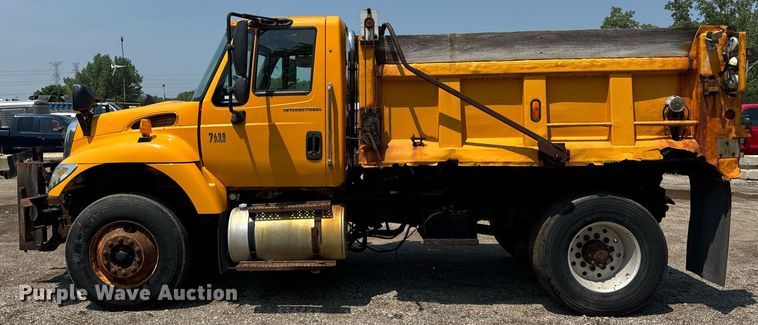 image for item DI9311 2005 International 7400 dump truck