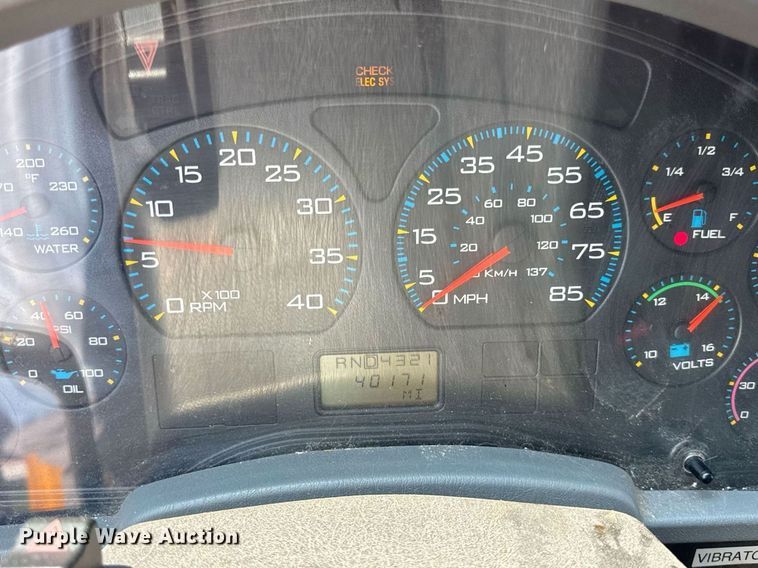 image for item DI9311 2005 International 7400 dump truck