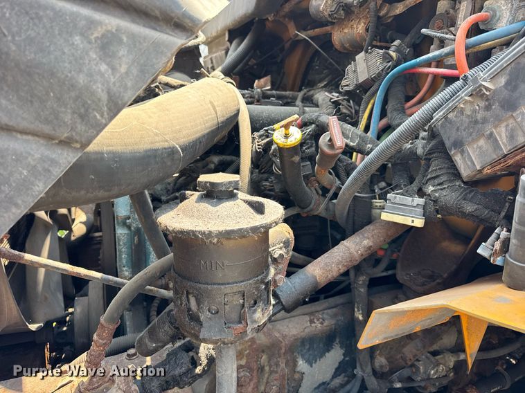 image for item DI9338 2005 International 7400 dump truck