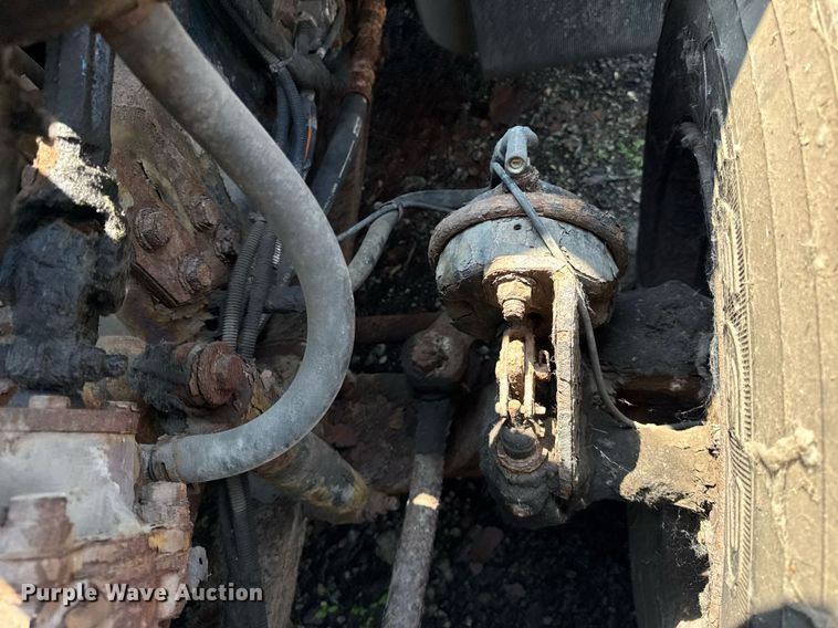 image for item DI9338 2005 International 7400 dump truck