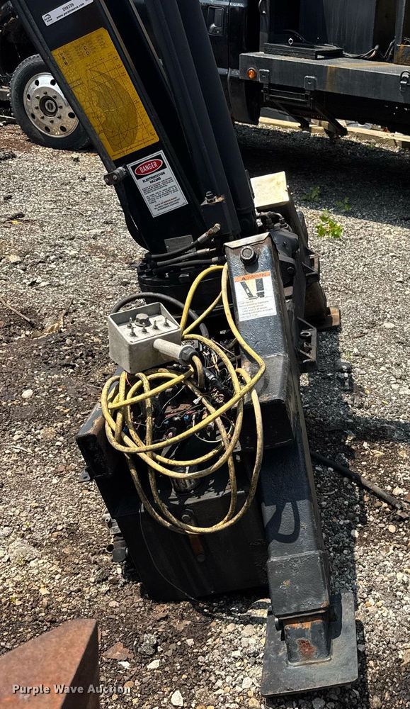 image for item DI9339 Jomac Hydraulic HFC 3019 crane