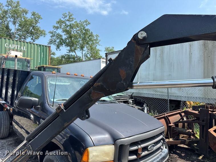 image for item DI9339 Jomac Hydraulic HFC 3019 crane