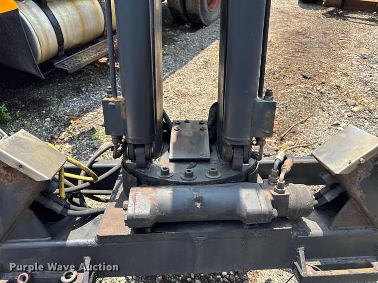 image for item DI9339 Jomac Hydraulic HFC 3019 crane
