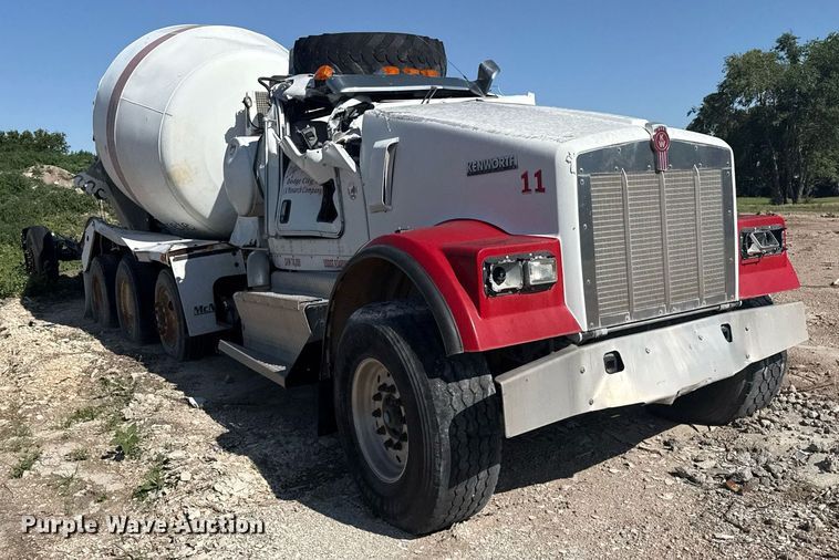 image for item DK7262 2014 Kenworth W900 ready mix truck
