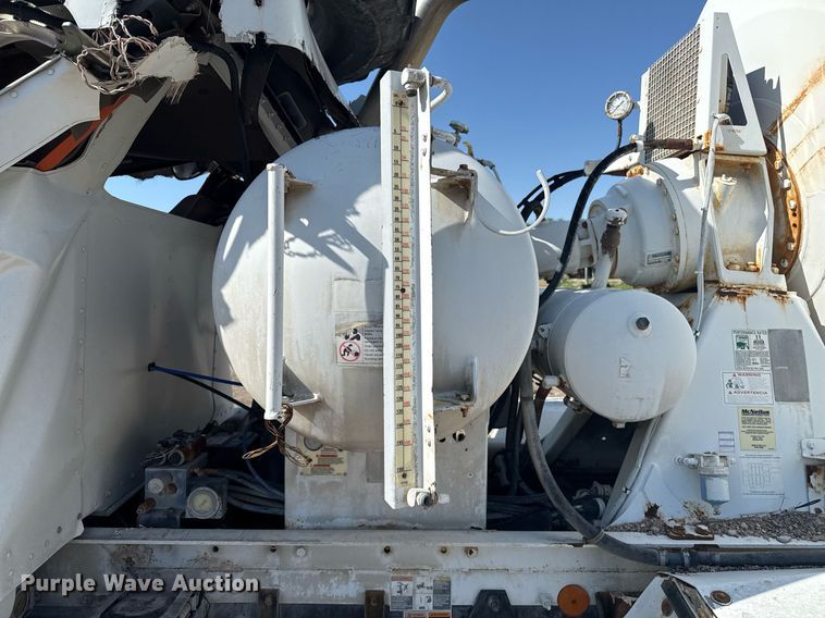 image for item DK7262 2014 Kenworth W900 ready mix truck