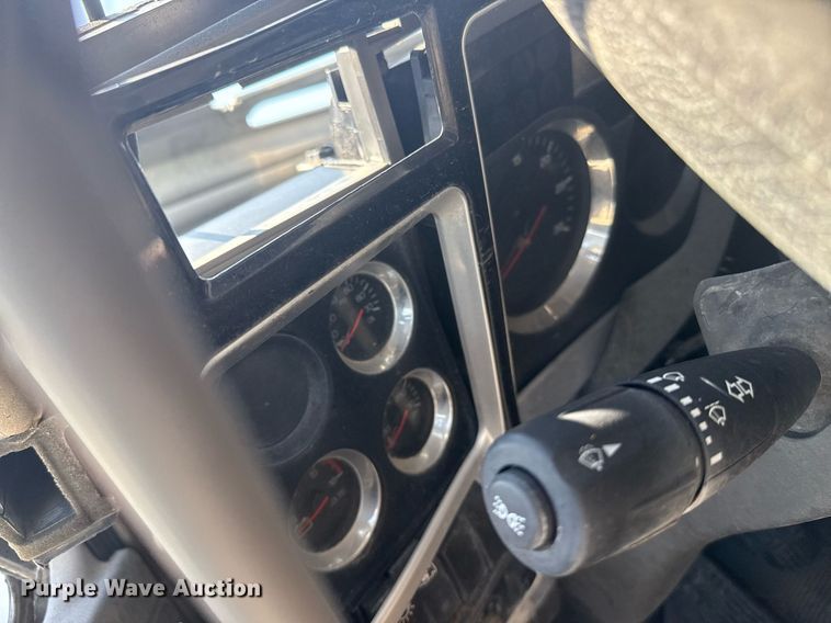 image for item DK7262 2014 Kenworth W900 ready mix truck