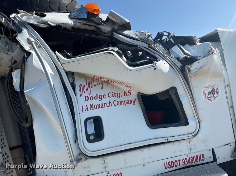 image for item DK7262 2014 Kenworth W900 ready mix truck