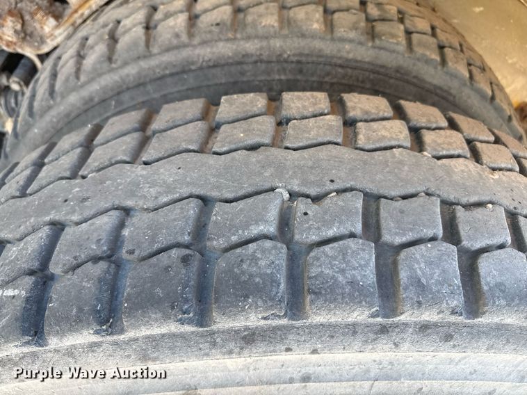 image for item DK7262 2014 Kenworth W900 ready mix truck