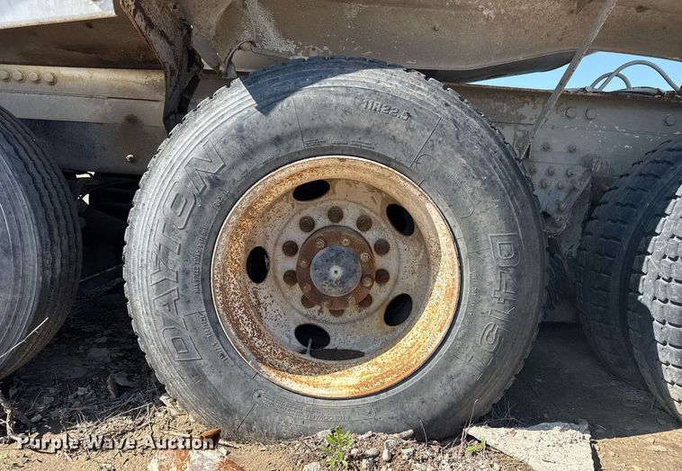 image for item DK7262 2014 Kenworth W900 ready mix truck