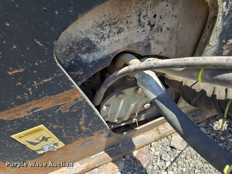 image for item DL4457 Caterpillar PC203 skid steer cold planer