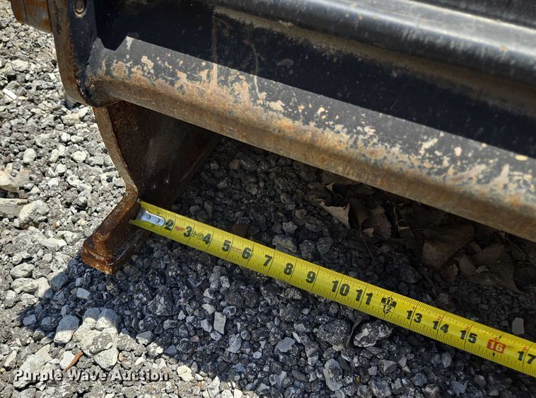 image for item DL4457 Caterpillar PC203 skid steer cold planer