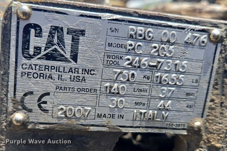 image for item DL4457 Caterpillar PC203 skid steer cold planer