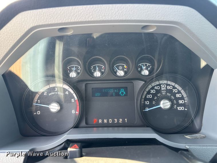 image for item DM1923 2015 Ford F550 Super Duty XL utility / service truck