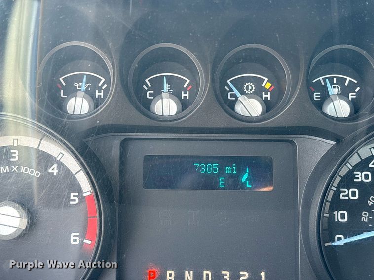 image for item DM1923 2015 Ford F550 Super Duty XL utility / service truck