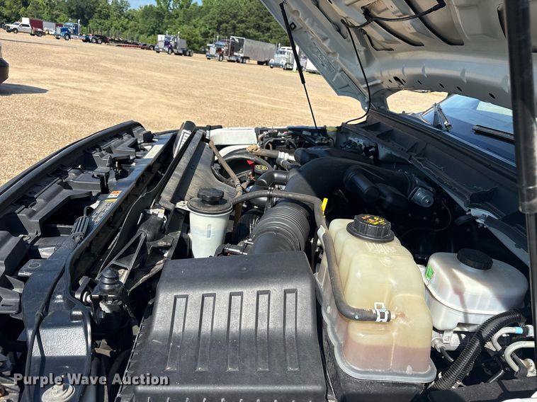 image for item DM1923 2015 Ford F550 Super Duty XL utility / service truck