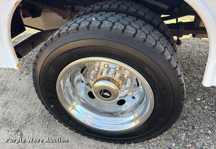 image for item DM1923 2015 Ford F550 Super Duty XL utility / service truck