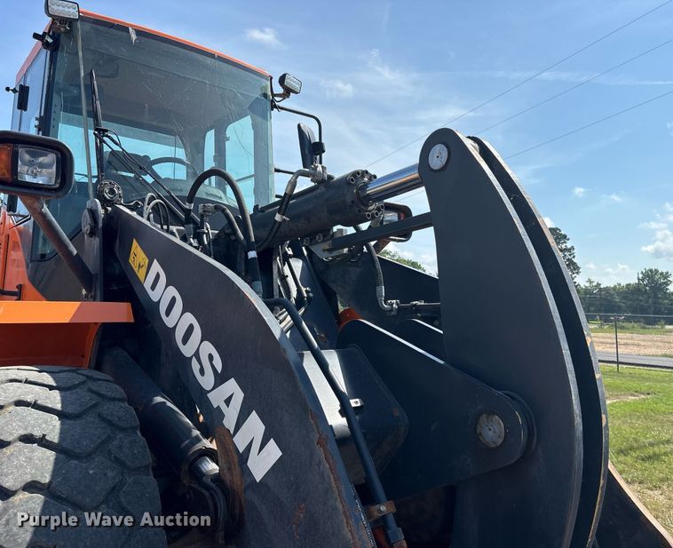 image for item DM1924 Doosan DL220-5 wheel loader