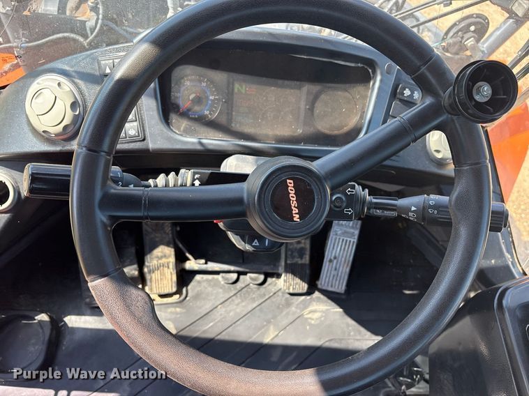 image for item DM1924 Doosan DL220-5 wheel loader