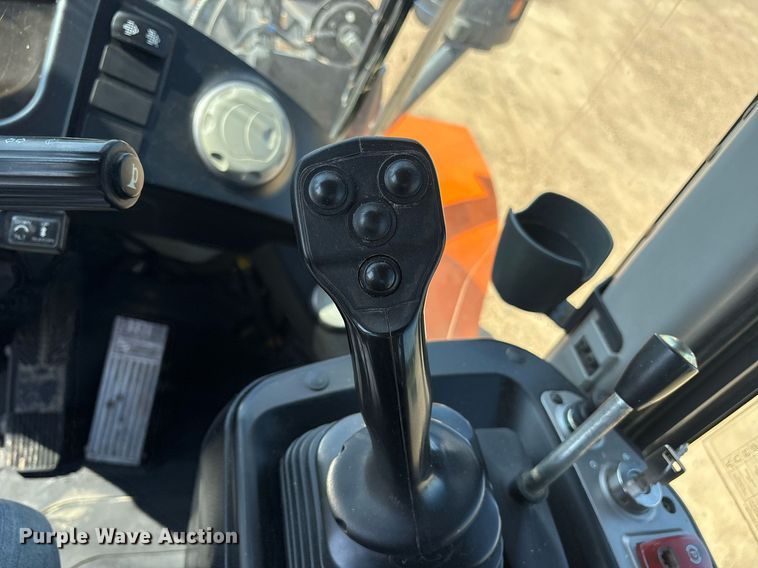 image for item DM1924 Doosan DL220-5 wheel loader