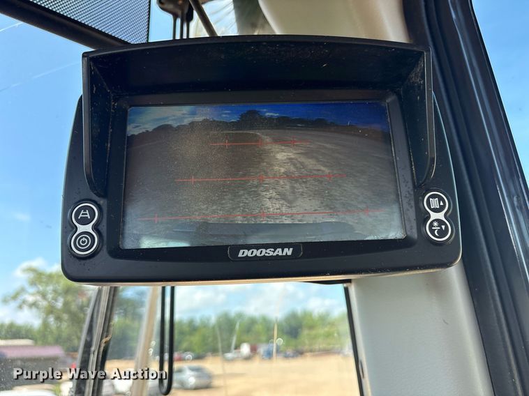 image for item DM1924 Doosan DL220-5 wheel loader