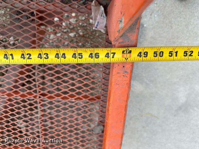 image for item DR3751 2006 JLG E300AJP boom lift