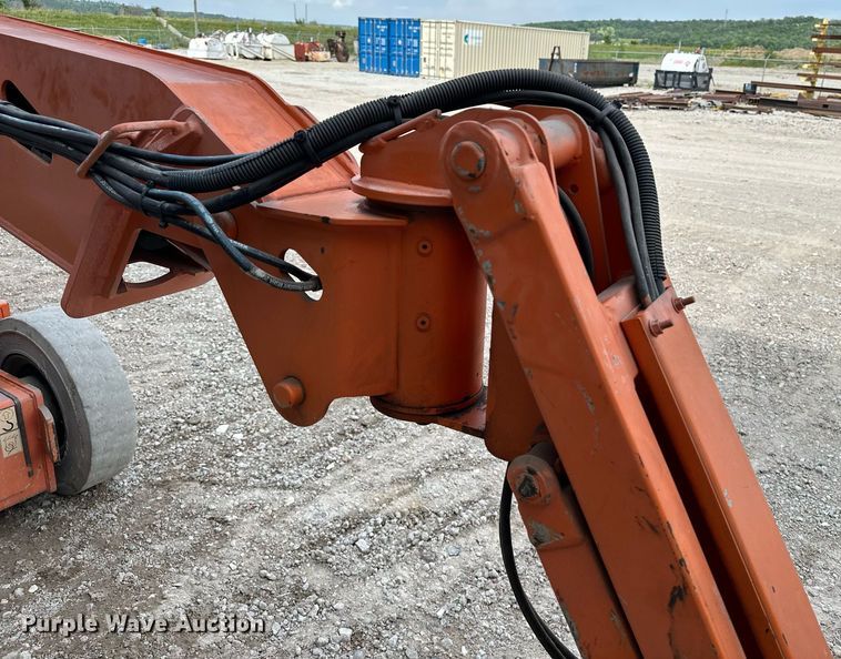 image for item DR3751 2006 JLG E300AJP boom lift