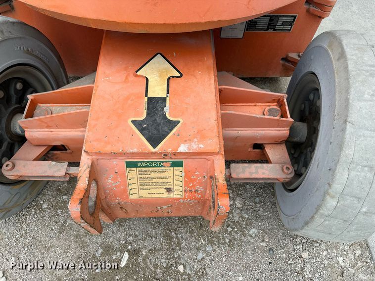 image for item DR3751 2006 JLG E300AJP boom lift