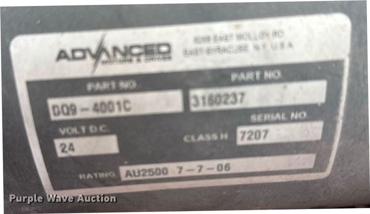 image for item DR3751 2006 JLG E300AJP boom lift