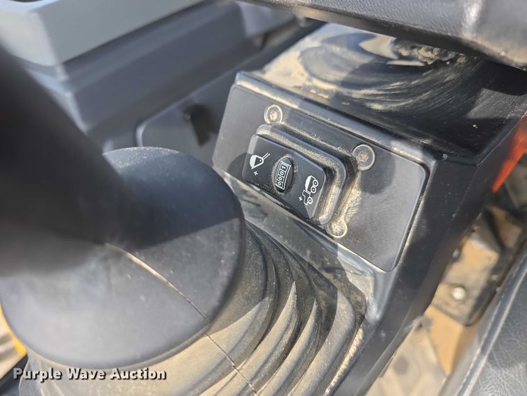 image for item DR3754 2021 John Deere 644 P-Tier wheel loader