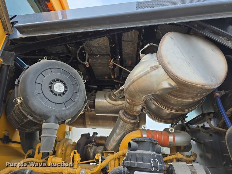 image for item DR3754 2021 John Deere 644 P-Tier wheel loader