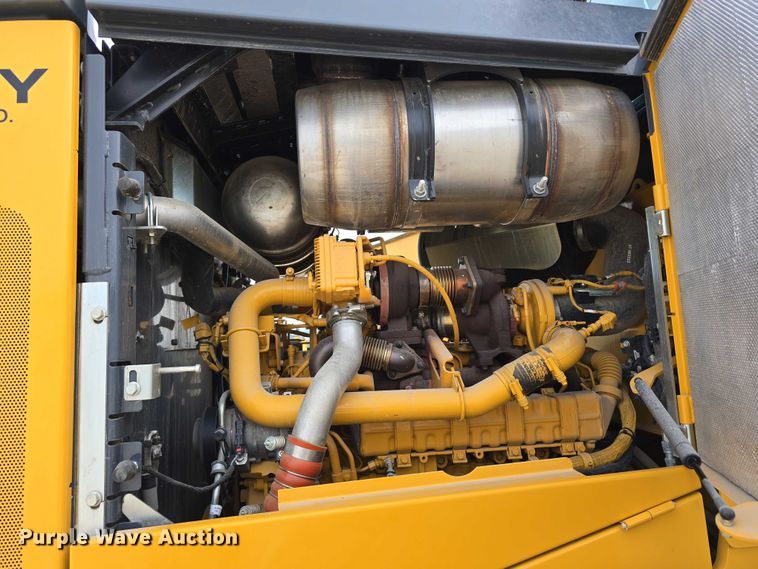 image for item DR3754 2021 John Deere 644 P-Tier wheel loader