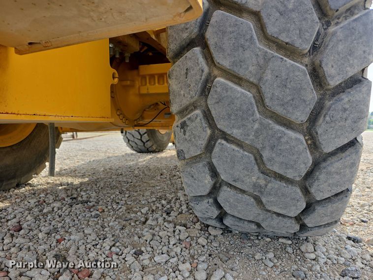 image for item DR3754 2021 John Deere 644 P-Tier wheel loader