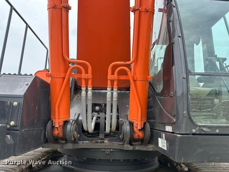 image for item DR3757 2017 Hitachi Zaxis 470LC-6 excavator