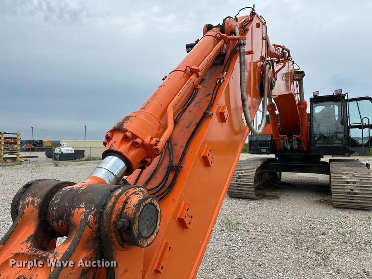 image for item DR3757 2017 Hitachi Zaxis 470LC-6 excavator