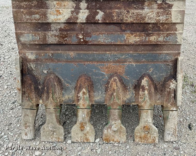 image for item DR3757 2017 Hitachi Zaxis 470LC-6 excavator