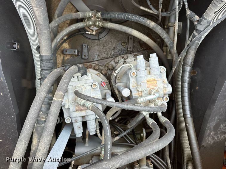 image for item DR3757 2017 Hitachi Zaxis 470LC-6 excavator