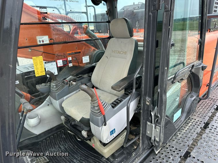 image for item DR3757 2017 Hitachi Zaxis 470LC-6 excavator