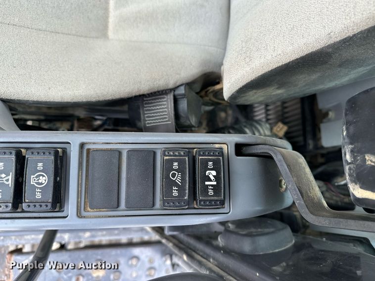 image for item DR3757 2017 Hitachi Zaxis 470LC-6 excavator