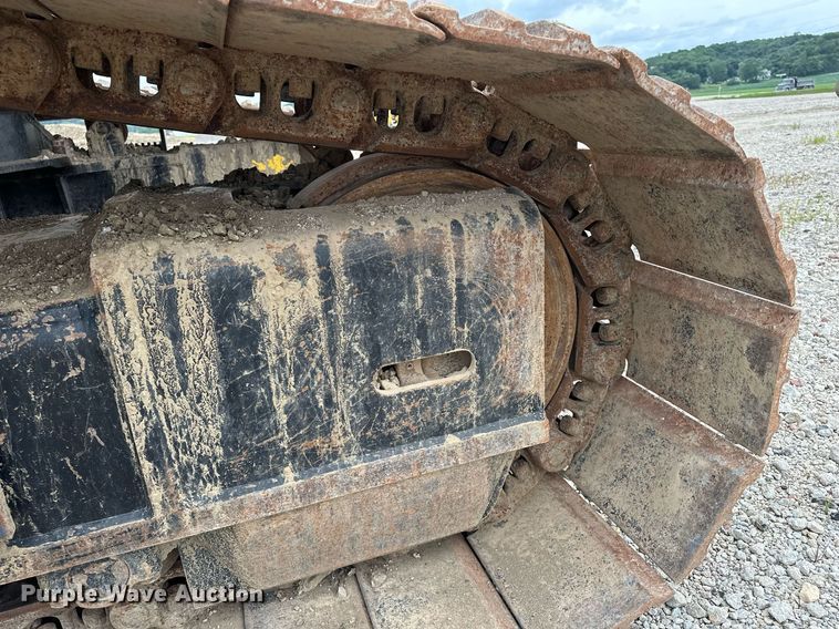 image for item DR3757 2017 Hitachi Zaxis 470LC-6 excavator